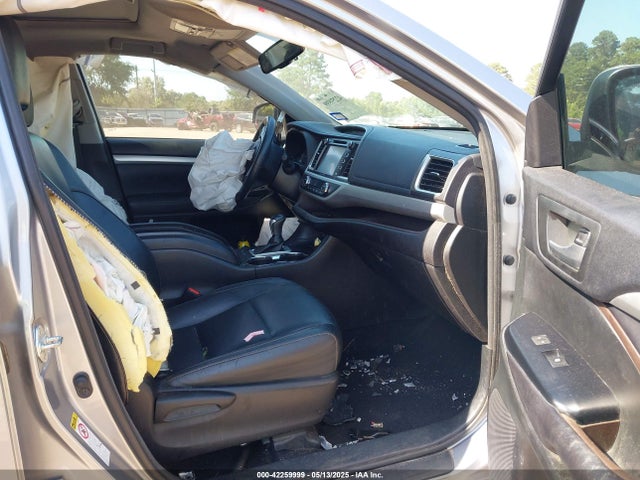 5TDKKRFHXGS175772 Toyota 2gr-fe