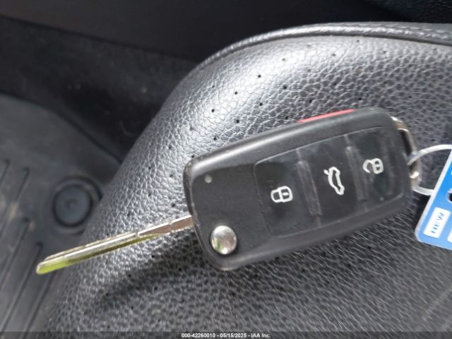 1VWBV7A3XFC058603 Volkswagen Passat 2.0l Tdi Se