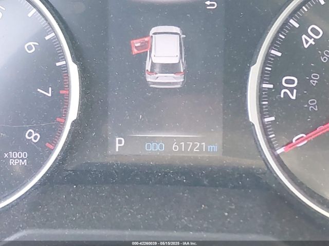 2T3H1RFV2KW010373 Toyota RAV4 LE