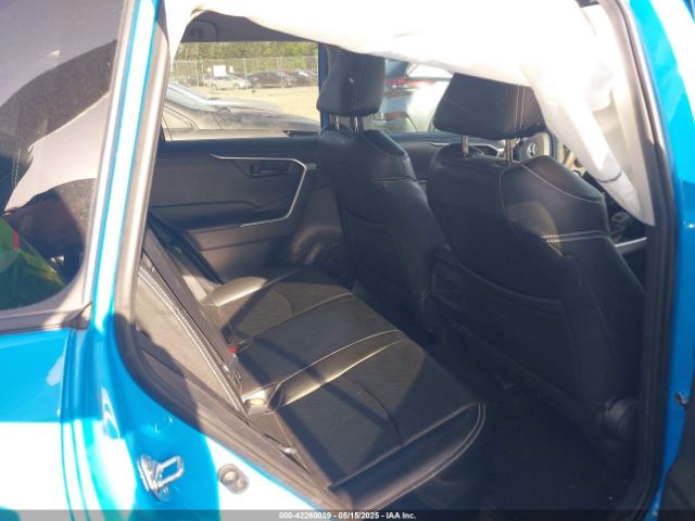 2T3H1RFV2KW010373 Toyota RAV4 LE