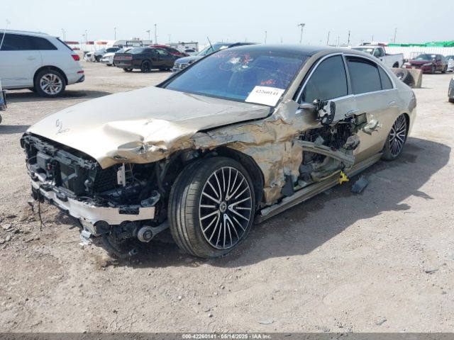 W1K6G7GB0NA083989 Mercedes-Benz m176
