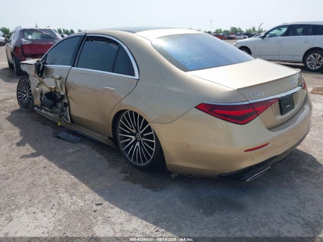 W1K6G7GB0NA083989 Mercedes-Benz m176