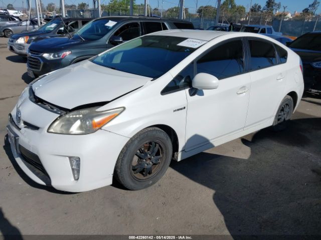 JTDKN3DU6E0388870 Toyota Prius Two