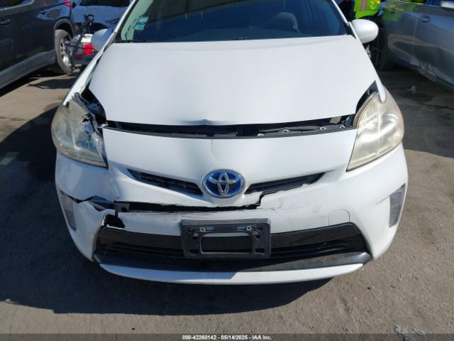 JTDKN3DU6E0388870 Toyota Prius Two