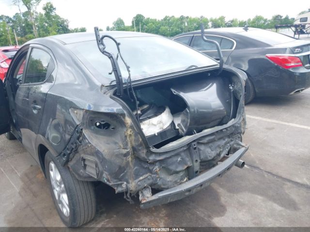 3MYDLBZV5GY133972 Scion IA
