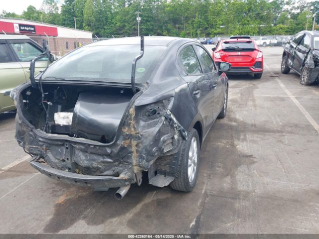 3MYDLBZV5GY133972 Scion IA