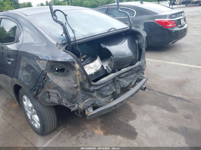 3MYDLBZV5GY133972 Scion IA