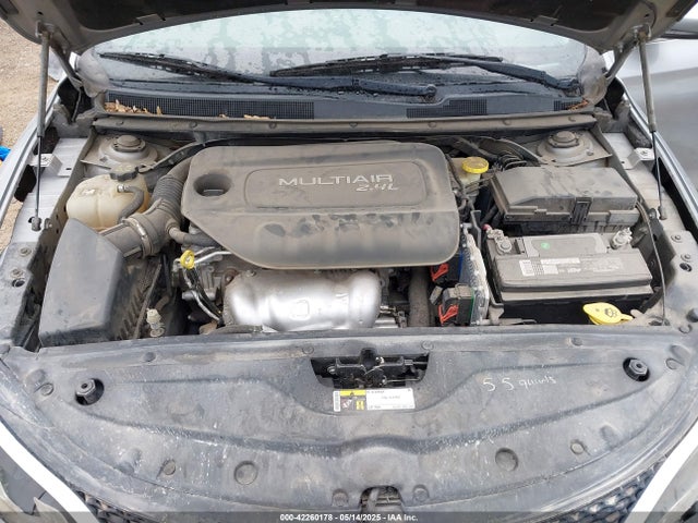 1C3CCCAB9FN504472 Chrysler 200