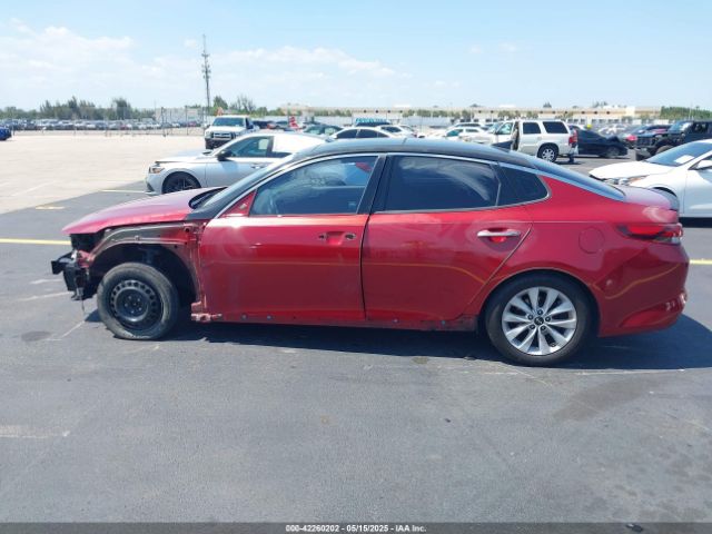 5XXGT4L33JG235933 KIA Optima S