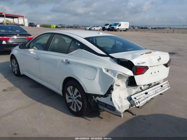 1N4BL4BV6LC215407 Nissan 2020