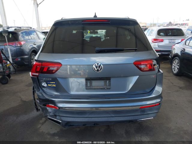 3VV3B7AX5JM190020 Volkswagen 2018