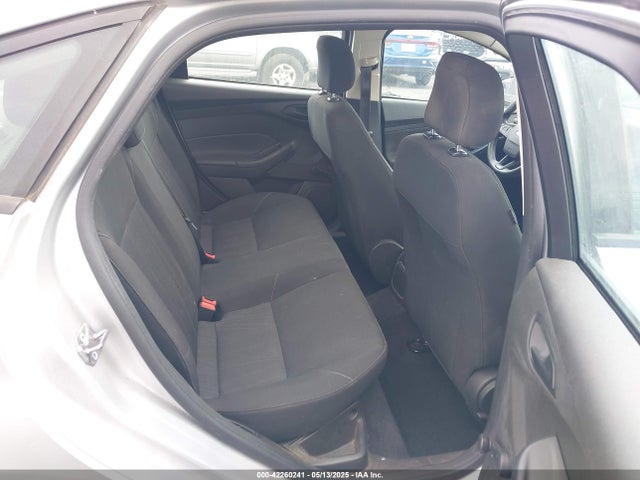 Ford Focus 2016 1FADP3E27GL349051 Image 8