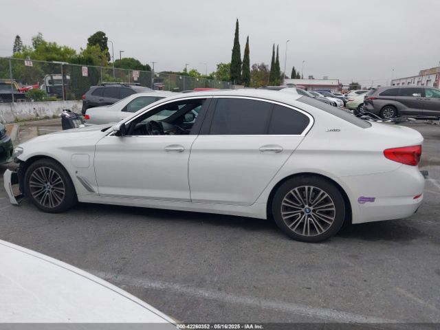 WBAJA9C56JB252738 BMW 530e Iperformance