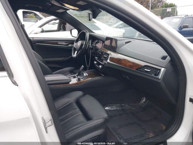 WBAJA9C56JB252738 BMW 530e Iperformance