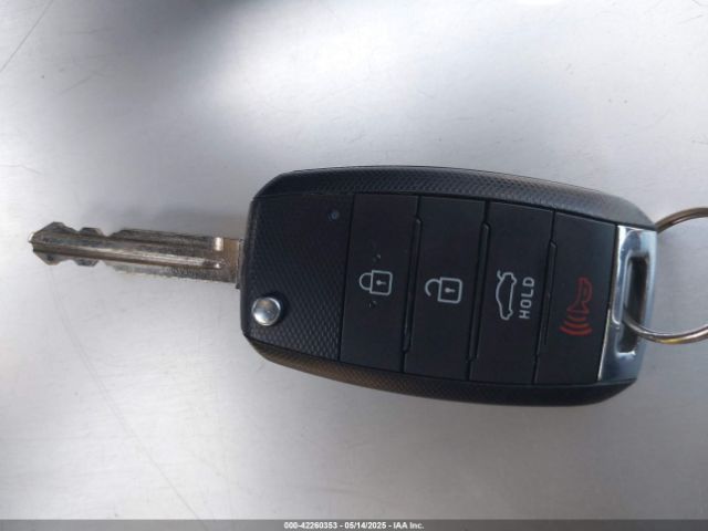 3KPFK4A76HE120542 KIA FORTE LX