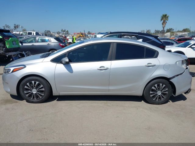 3KPFK4A76HE120542 KIA FORTE LX