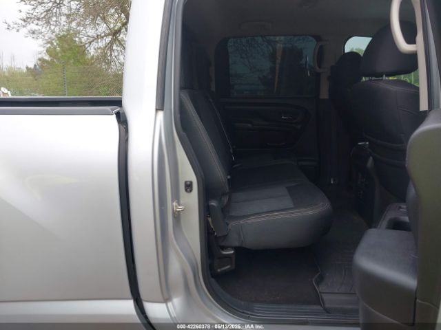 1N6BA1F45JN517673 Nissan Titan Xd Sv Diesel