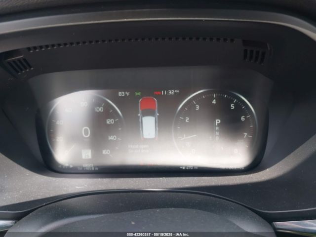 2018 VOLVO XC60 YV4102RKXJ1002352 Photo 6