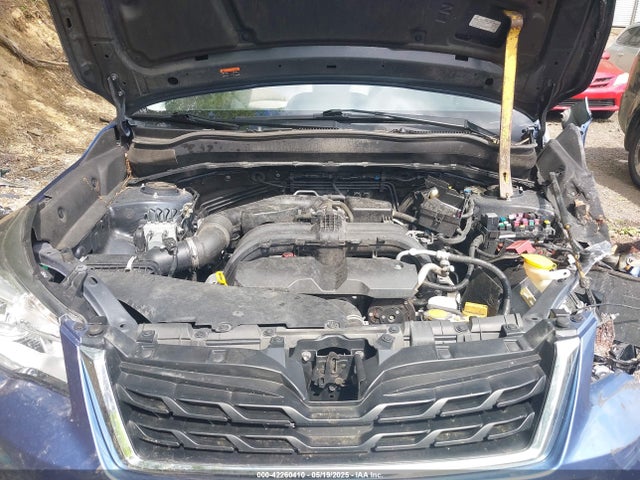 JF2SJAEC5JH537031 Subaru Forester 2.5i Premium