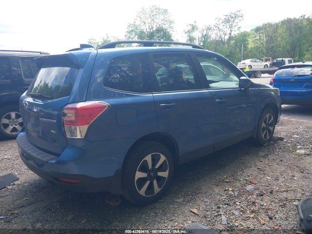 JF2SJAEC5JH537031 Subaru Forester 2.5i Premium