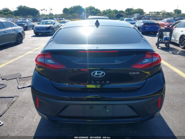 KMHC75LC3KU105621 Hyundai Ioniq Hybrid Sel