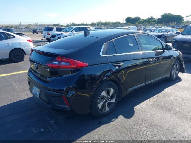 KMHC75LC3KU105621 Hyundai Ioniq Hybrid Sel