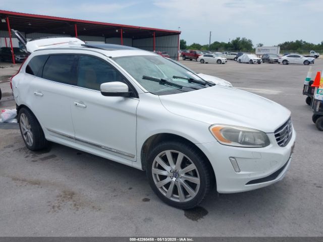 2016 VOLVO XC60 YV449MDM8G2916741