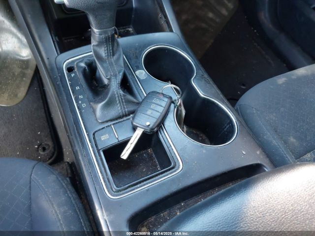 5XYPG4A36KG529394 KIA Sorento 2.4l Lx