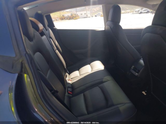5YJ3E1EA1JF014210 Tesla Model 3 Long Range/mid Range
