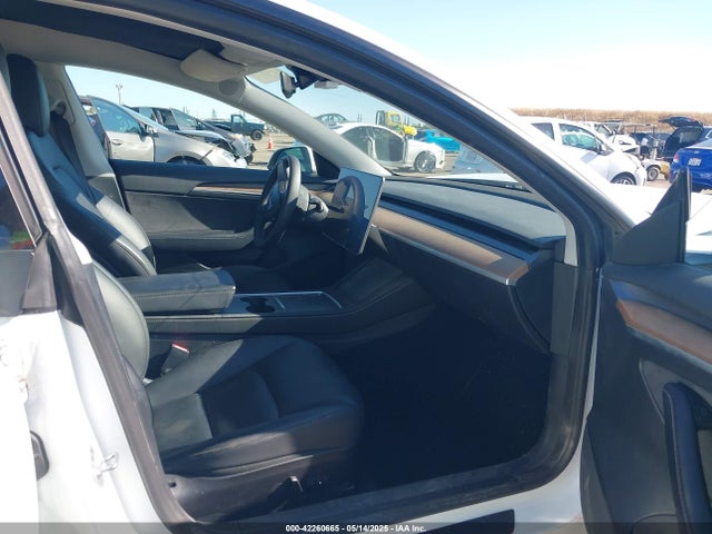 2023 TESLA MODEL 3 5YJ3E1EA7PF486811 Photo 4