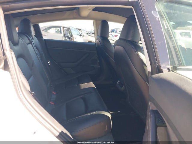 2023 TESLA MODEL 3 5YJ3E1EA7PF486811 Photo 7