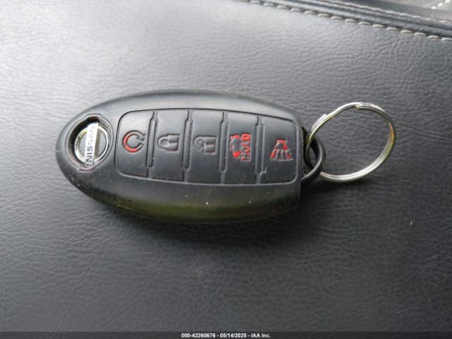 1N4AA6AP3GC392390 Nissan Maxima 3.5 Sl