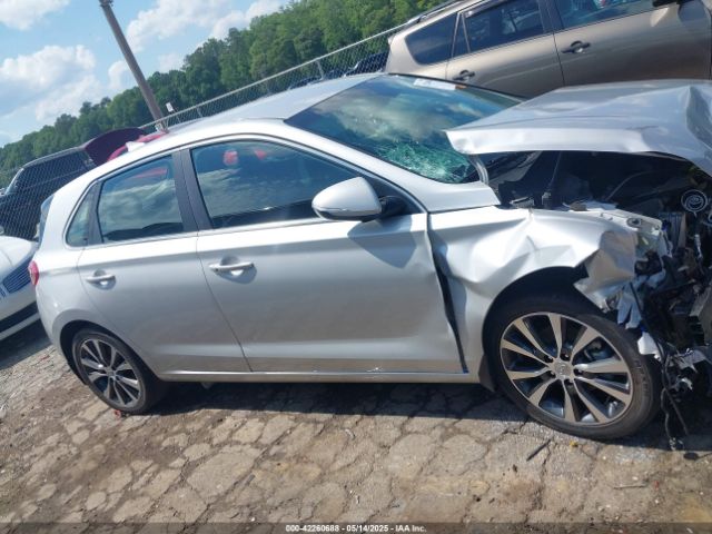 KMHH35LE0JU027381 Hyundai ELANTRA GT