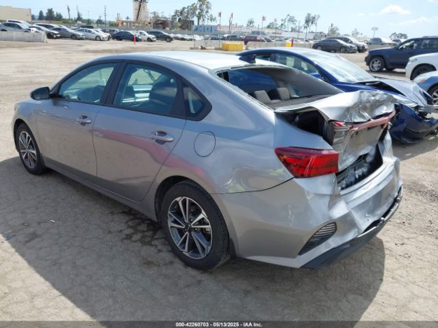 3KPF24AD3PE617505 KIA Forte Lxs