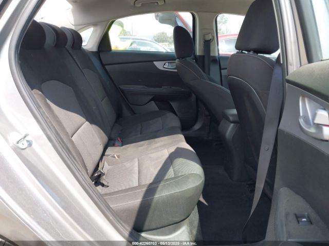 3KPF24AD3PE617505 KIA Forte Lxs