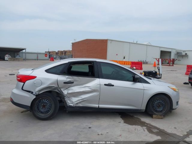 1FADP3E28HL210368 Ford FOCUS S