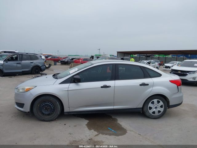 1FADP3E28HL210368 Ford FOCUS S