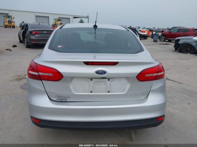 1FADP3E28HL210368 Ford FOCUS S