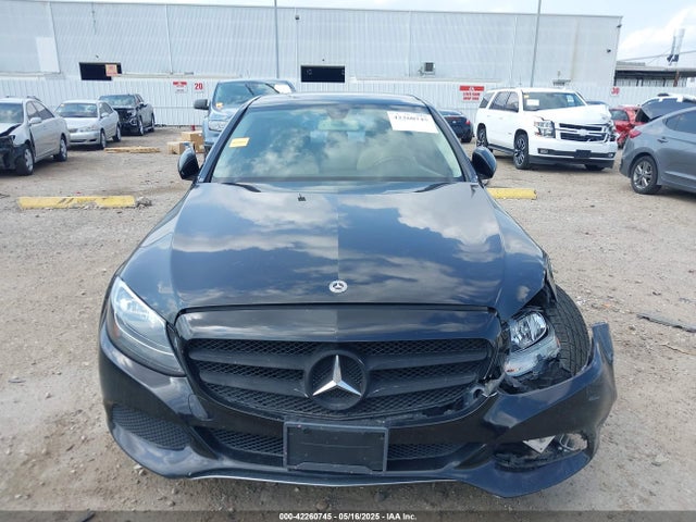 WDDWF4JB2HR307683 Mercedes-Benz C-Class