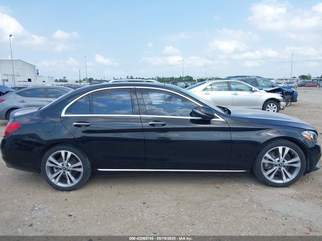WDDWF4JB2HR307683 Mercedes-Benz C-Class