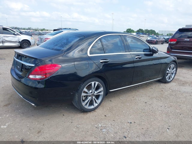 WDDWF4JB2HR307683 Mercedes-Benz C-Class
