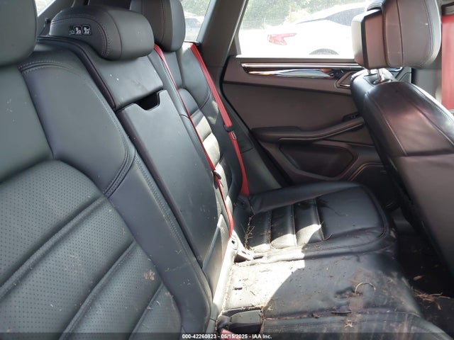 Porsche MACAN S 2015 WP1AB2A53FLB61453 Image 8