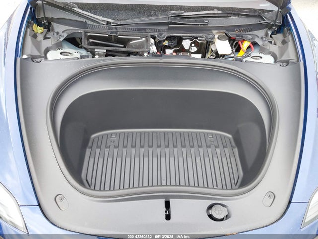 2025 TESLA MODEL 3 5YJ3E1EB4SF928980 Photo 9
