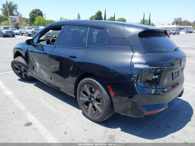 WB523CF09SCT75150 BMW Ix