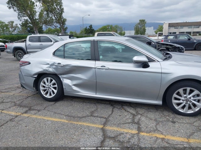 4T1C11AK5PU756518 Toyota CAMRY LE