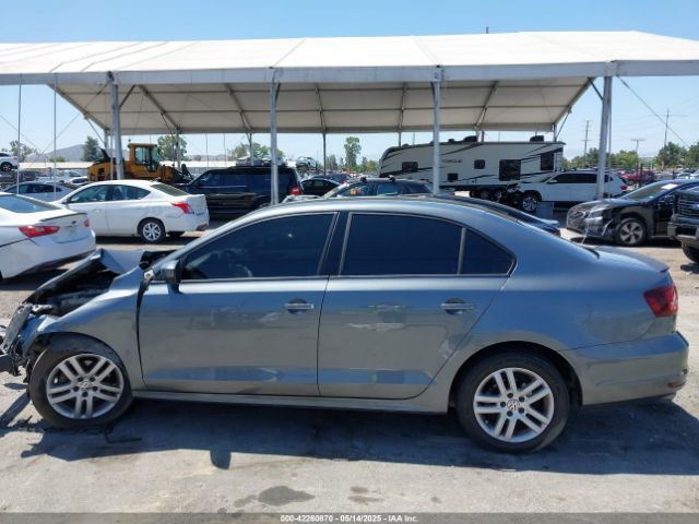 3VW2B7AJ5JM262787 Volkswagen 1.4 tsi