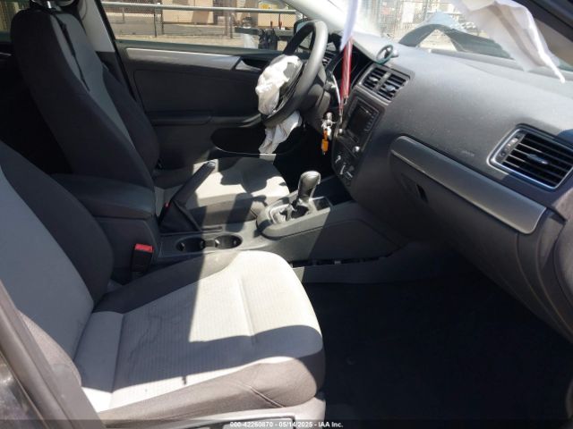3VW2B7AJ5JM262787 Volkswagen 1.4 tsi