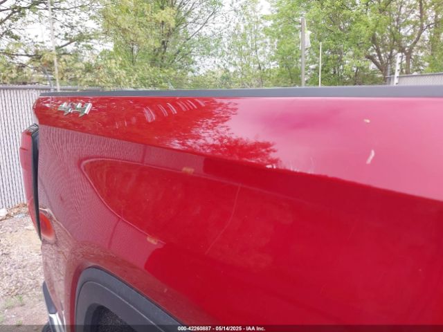 1GTU9DED8LZ296394 GMC Sierra 1500 4wd  Short Box Slt