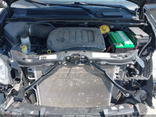 2C4RC1CG9FR672568 Chrysler Town & Country Touring-l