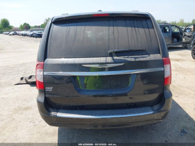 2C4RC1CG9FR672568 Chrysler Town & Country Touring-l